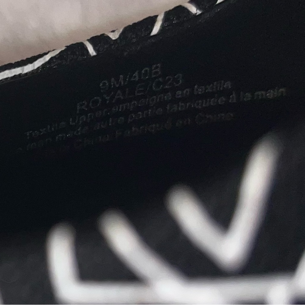 Karl Lagerfeld Royale Pointed Toe Pump - Picture 11 of 11